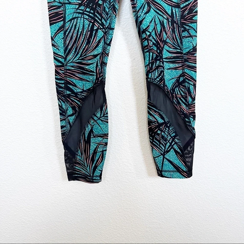 Lululemon- Inspire Crop II In Palm Lace Tofino Teal Multi- 4